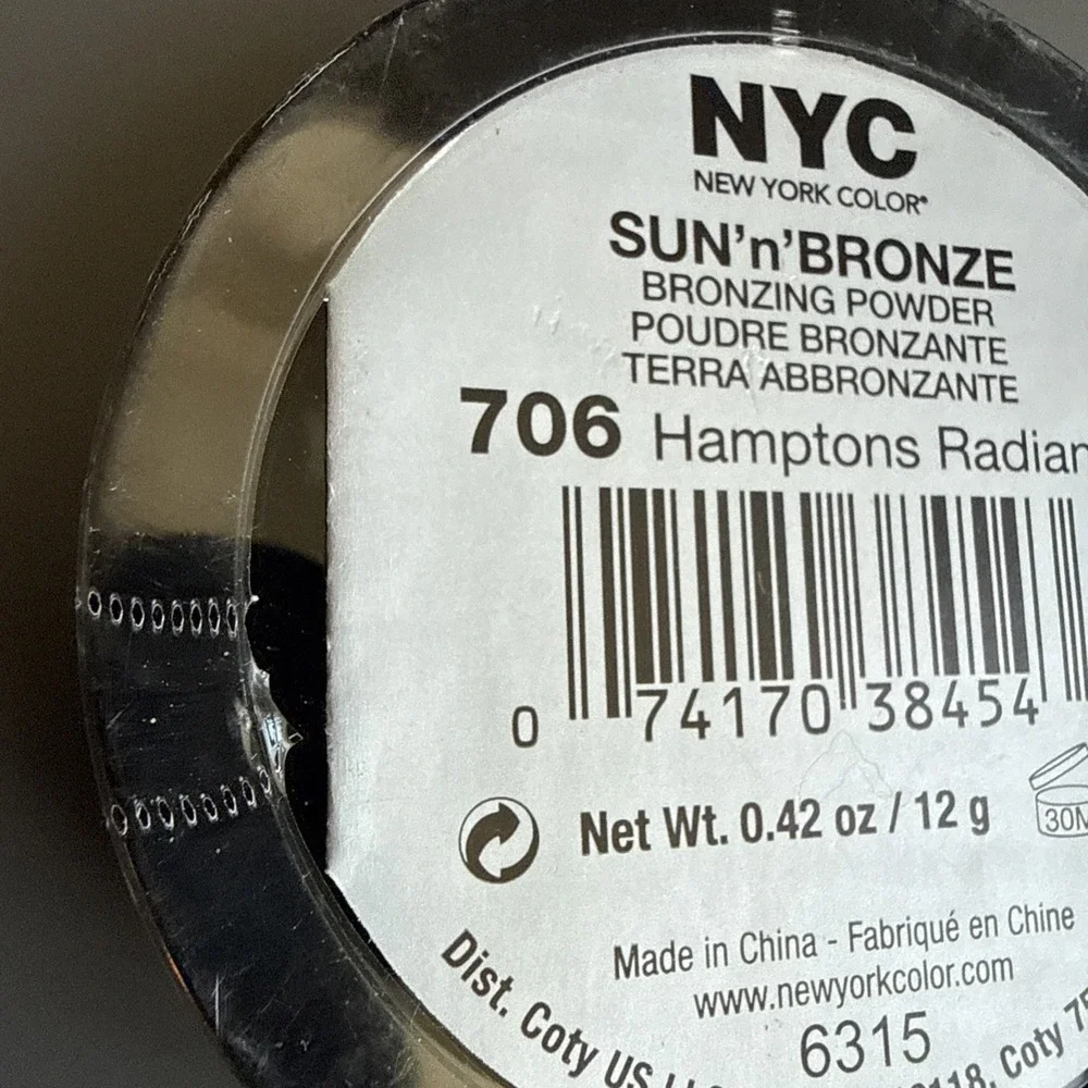 NYC New York Color Sun n Bronze Bronzing Powder 706 Hampton's Radiance Sealed